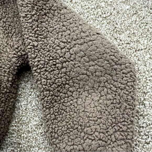 Skims Cropped Teddy Full Zip Hoodie Women's L - Picture 9 of 9